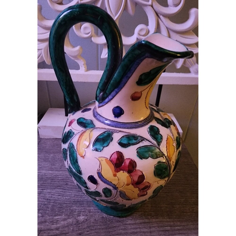 Vintage ITALIAN MAJOLICA Handmade Floral Vase Art Pottery 7" Tall Signed ITALY